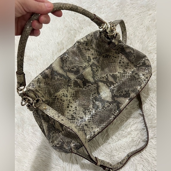 Kate Spade Snake Print Cobble Hill Little Minka
Crossbody Shoulder Bag - Picture 4 of 13